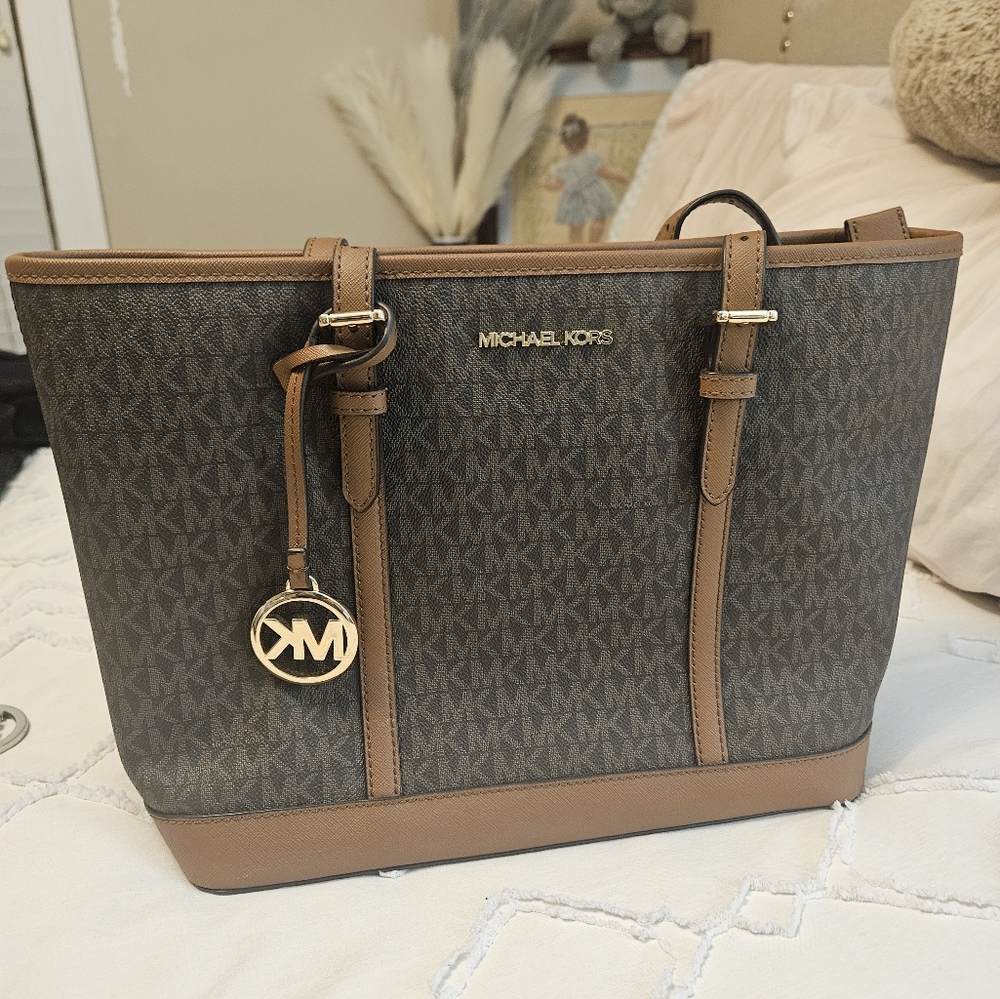Michael KORS Medium Tote